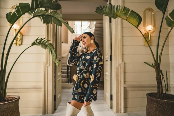 Foulard carré : l'élégance intemporelle en soie