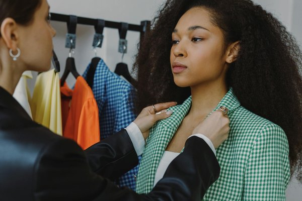 Votre Éclat Parfait : Le Guide Complet pour Débusquer les Produits de Beauté Adaptés à Votre Peau
